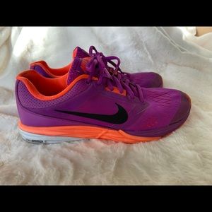 Nike Tri Fusion Air Max (?) women 9 bright Orange and regal purple